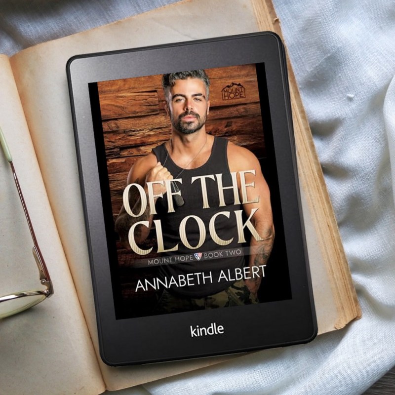 Off the Clock by Annabeth&nbsp;Albert